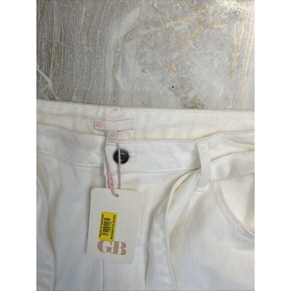 NWT GB Dillard’s Junior Girl’s White Jeans Size 17 - Picture 2 of 6